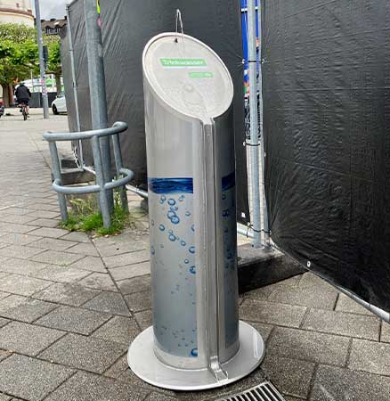 Trinkwasserspender der Stadtwerke Düsseldorf am Burgplatz